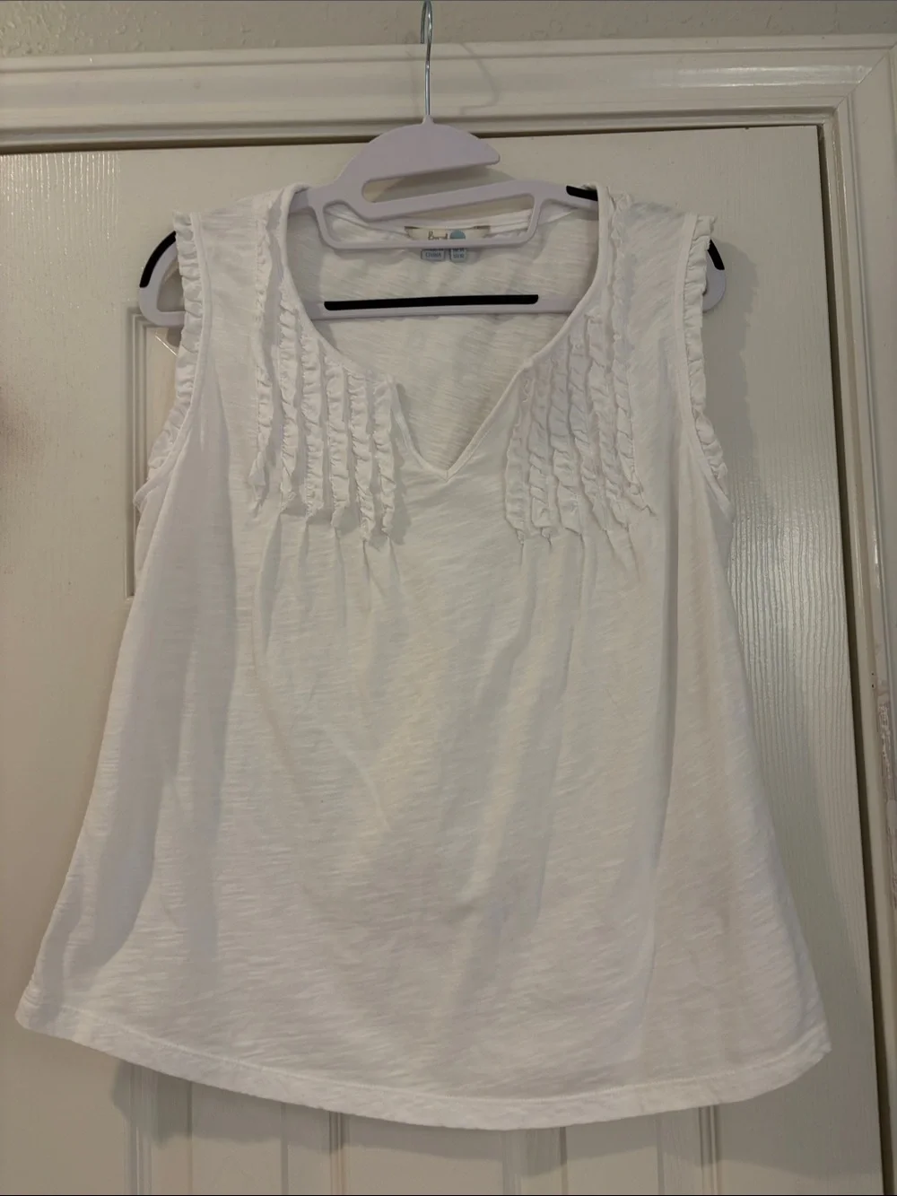 Boden | Ruth Top Pleated V Neck Ruffle Sleeves Sleeveless - Picture 3 of 7